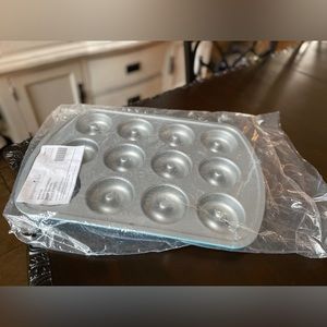 Pampered Chef Donut Pan
